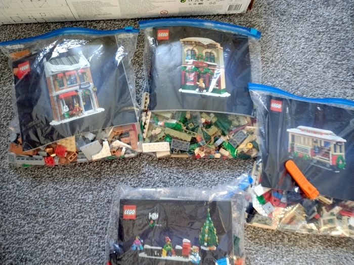 LEGO Winter Village Holiday Main Street 10308