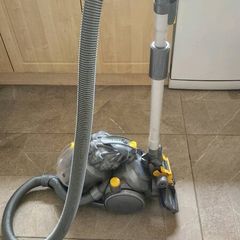 Vacuum cleaner