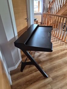 Gaming desk