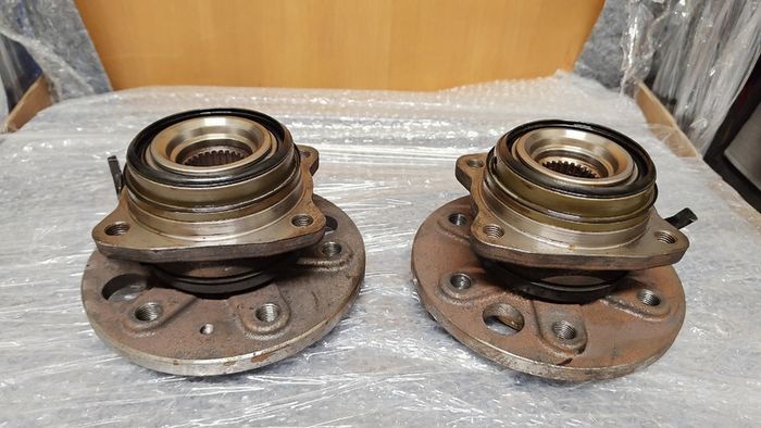 Van wheel Bearing chub , Rear. For Vw Crafter and Sprinter 906 - 907 2006-2025