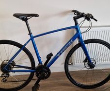 Trek fx2 ( serviced )( delivery )