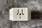 Triple AUS Australia New Zealand plug
