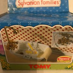 Rare Vintage Sylvanian Ceramic Bath and Shower Set