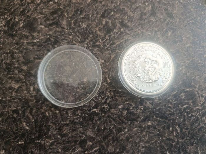 Lunar Series 1  2000 Perth Mint Silver Bullion Dragon Coin