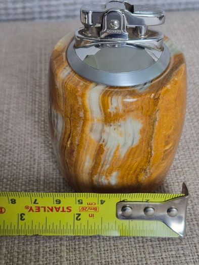 Vintage Ronson Marble table lighter