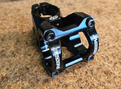 Revers Black One stem 31.8 clamp