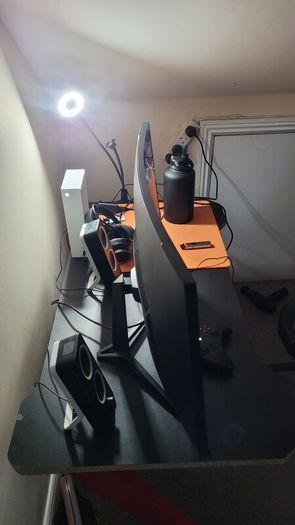 MSI G32CQ4 E2 32inch Curved Gaming Monitor 170Hz QHD