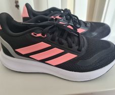 girl's shoes brand new
