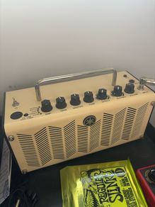 Yamaha THR5 guitar amp