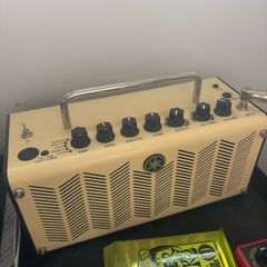 Yamaha THR5 guitar amp