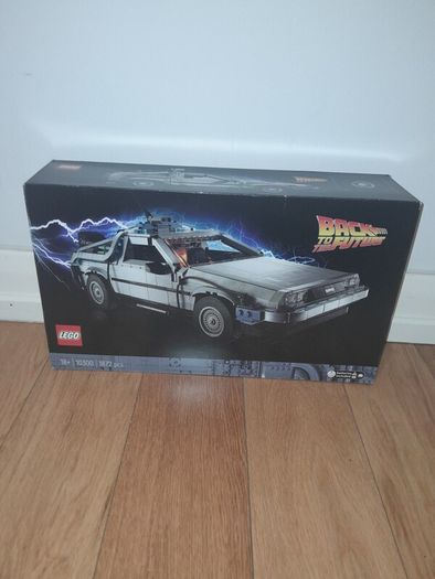 Lego  Delorean