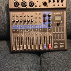 Zoom L-8 LiveTrak & Thomann carrying bag