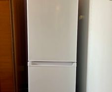 Fridge Freezer Freestanding LOGIK L50BW23 60/40