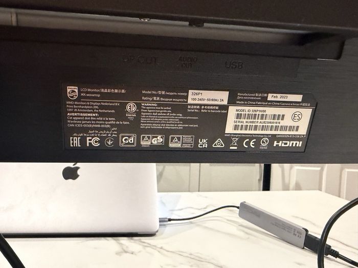 Philips Brilliance 326P1H/00 new