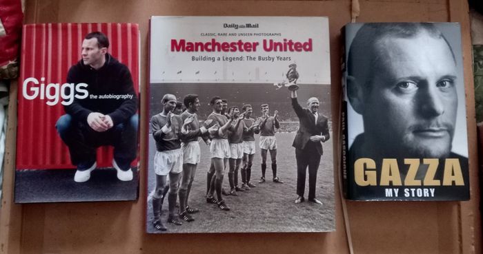 Joblot of Fifteen Football Books (Four Photos)