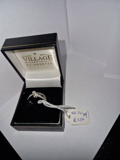 9ct dia sapphire