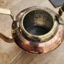 Two antique polished kettles in brass and copper. Stunning. Image 9