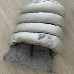 Cozy Cat/Dog Cave Bed Like New