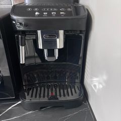 Delonghi Magnifica Evo bean to cup coffee machine