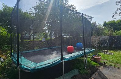 Big Trampoline - perfect condition