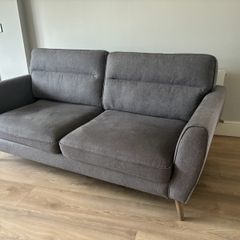 3 seater Couch/sofa