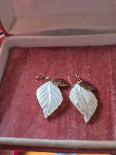 Vintage Mother of Pearl leaf earrings
