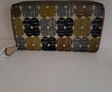 Fab Orla Kiely Purse e3