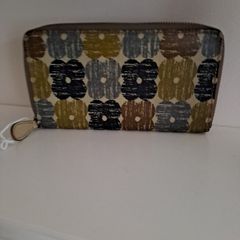 Fab Orla Kiely Purse e3