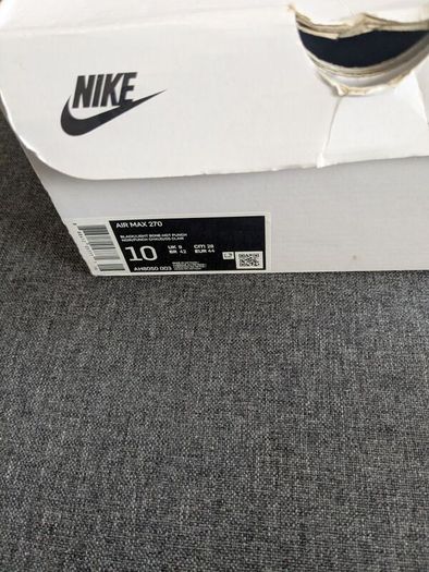 Nike Air Max 270 Size 9