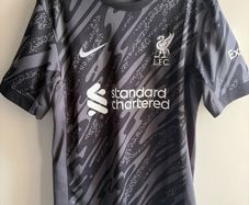 Liverpool goalkeeper jersey