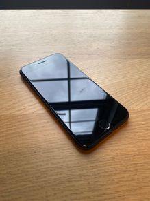 Apple iPhone 8
