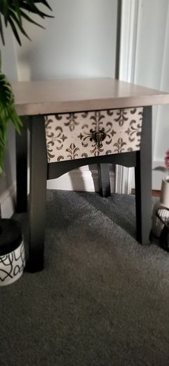Small Solid Oak Table