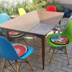 Fabulous Original Mid-Century Modern Extendable Dining or Kitchen Table For Four to Six People, Very Good Condition, Chairs NOT Included