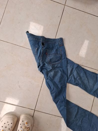 levis jeans size 8