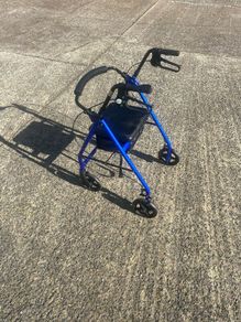Rollator walking frame