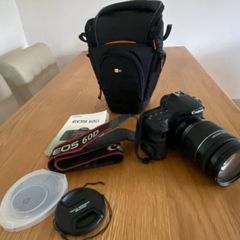 Canon EOS 60d DSLR camera