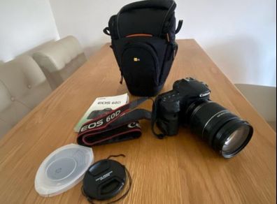 Canon EOS 60d DSLR camera