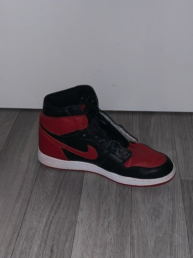 Jordan 1 Retro High Bred Banned (2016) Uk 9.5 Red and black
