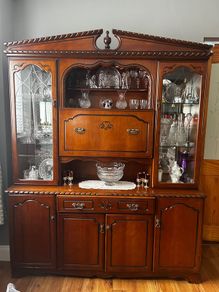 Large display press / cabinet