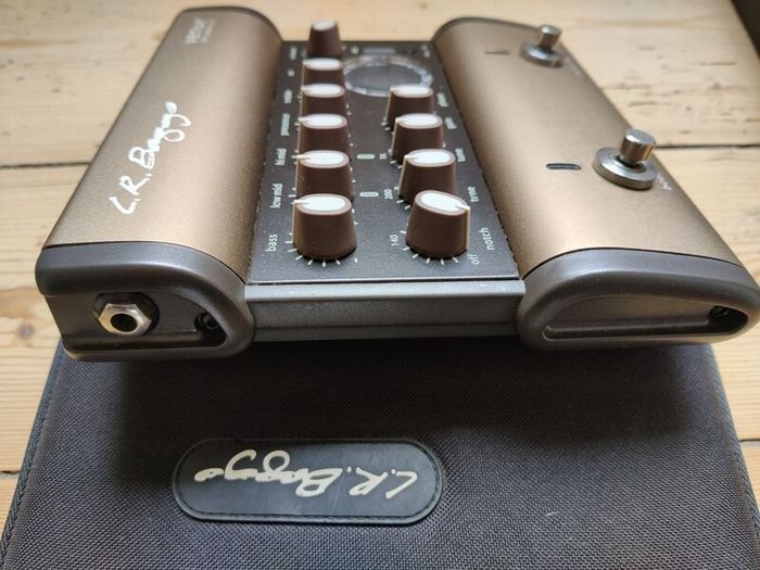 LR Baggs - Venue DI Acoustic Preamp (2 available)