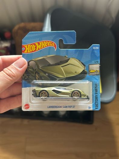 Lamborghini Sian FKP 37 Hot Wheel