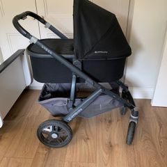 Uppababy Vista