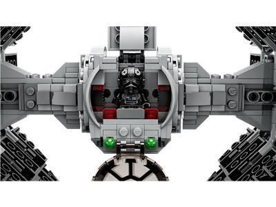 LEGO Star Wars The Mandalorian Fang Fighter vs TIE Interceptor (75348)