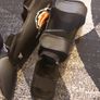 Gloves and shin guards Image 5