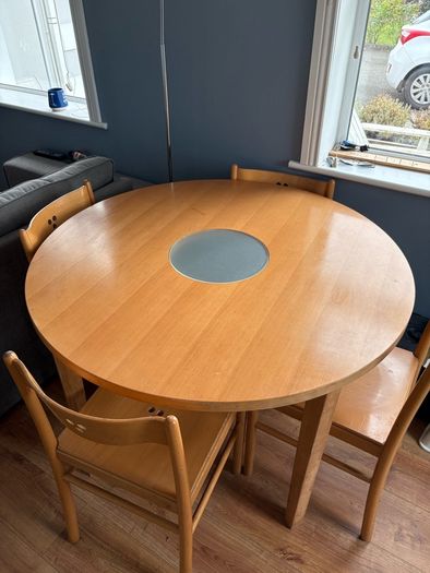 Kitchen table