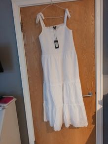 Primark White  Dress. S.16    B.N.W.T.