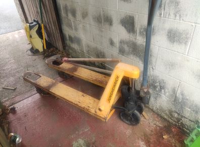 pallet truck