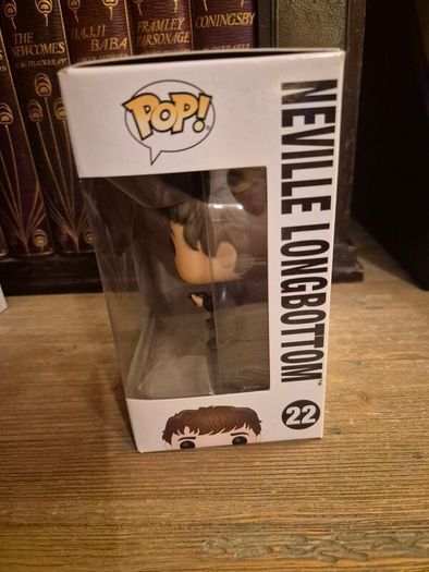 Funko Pop! Neville Longbottom 22 , Hogwarts Robes (Mint, Never Opened)