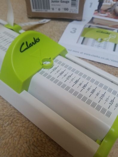 clarks shoe gauge measure
