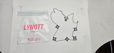 Lynott Passionate Clover Necklace